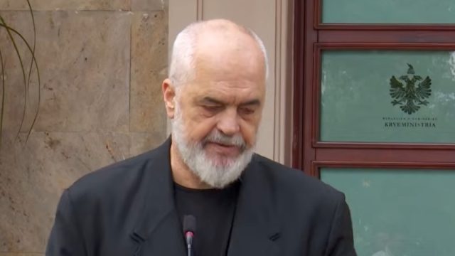 Dorëheqja e kryeministrit, si zgjidhje për krizën dhe përgjegjësinë politike?